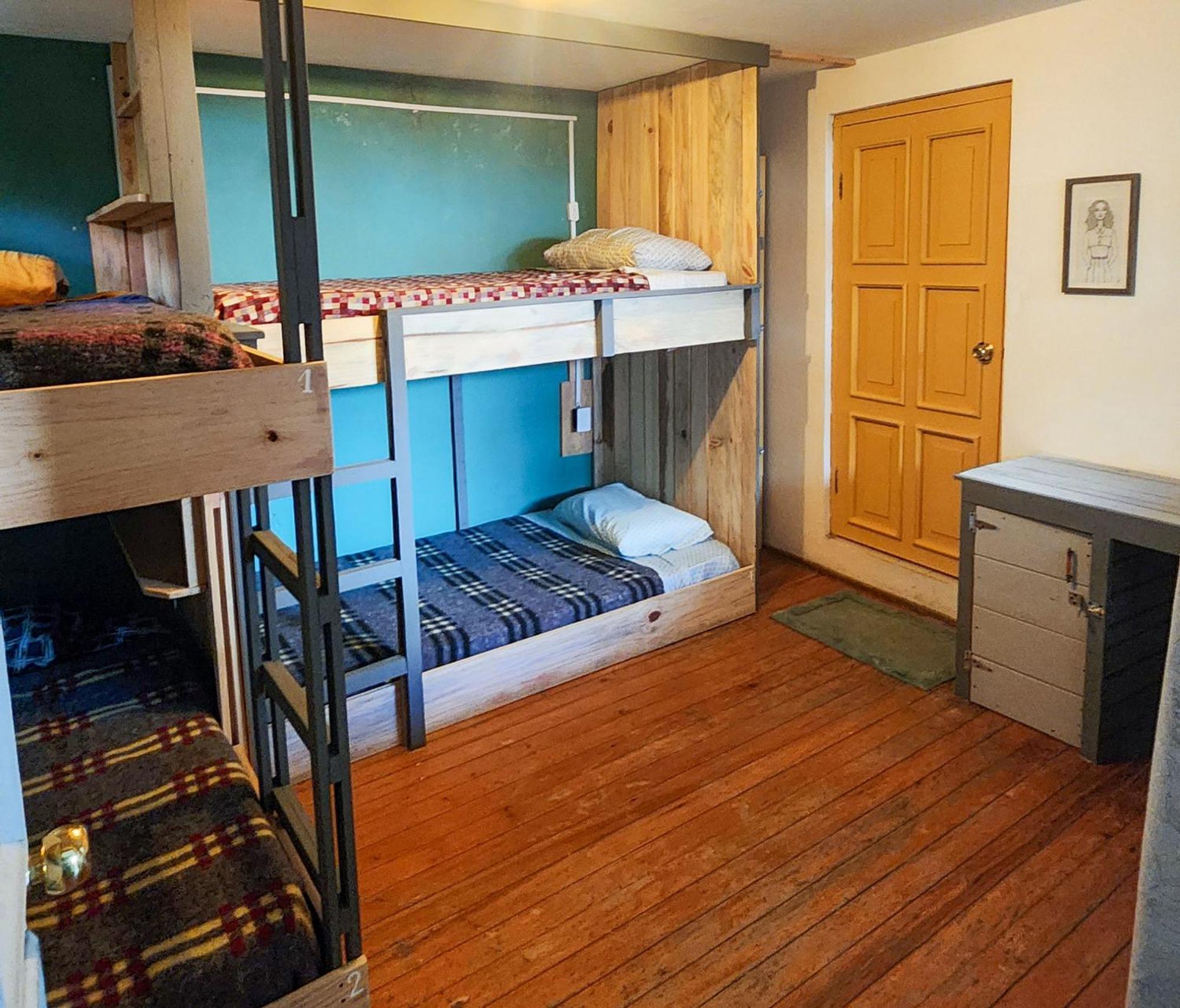 La Fortaleza Hostel Сан-Кристобаль-де-Ла-Касас Экстерьер фото